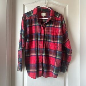 American Eagle Women’s Boyfriend Fit Flannel Medium Red Plaid Shirt